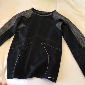 Nike long sleeve ribbed athletic shirt